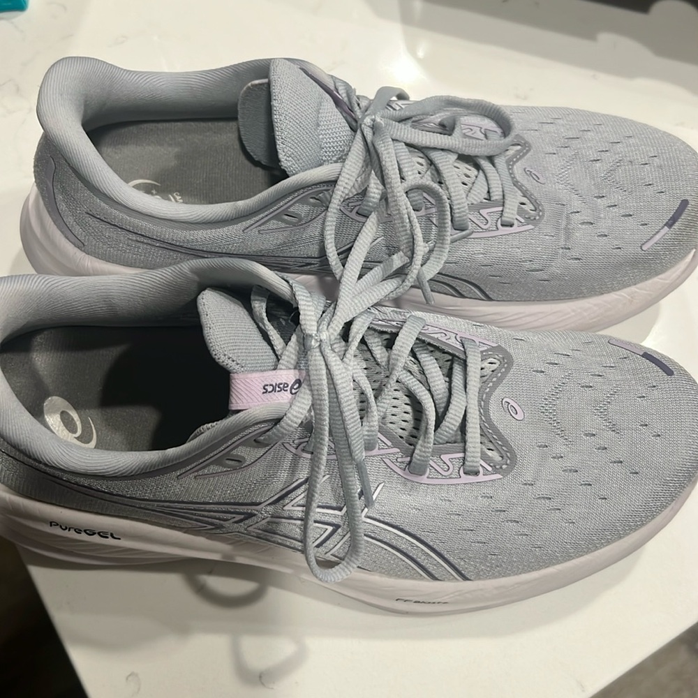 Assics sneakers size 11 gently worn